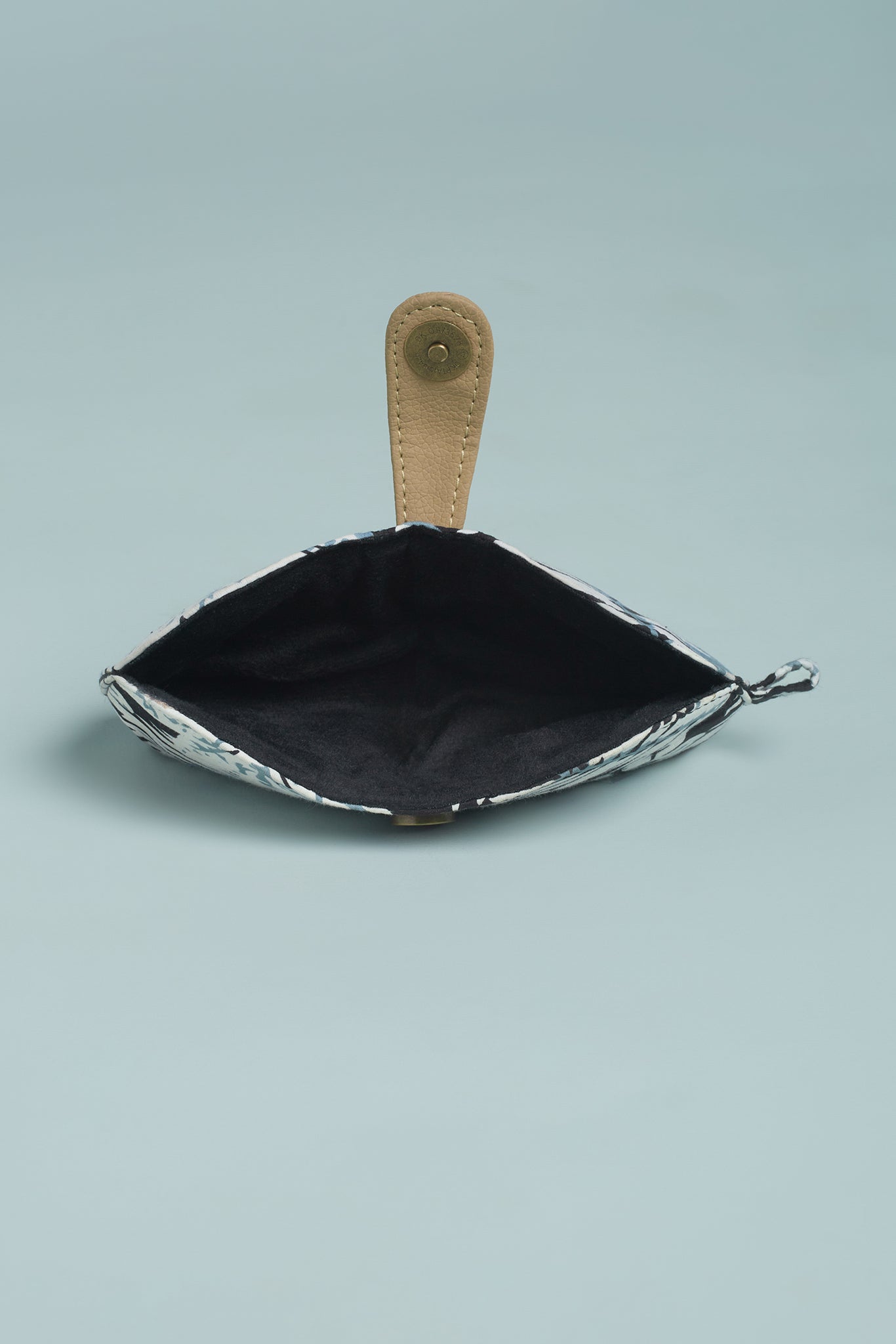 Monochrome Palm Goggles Case