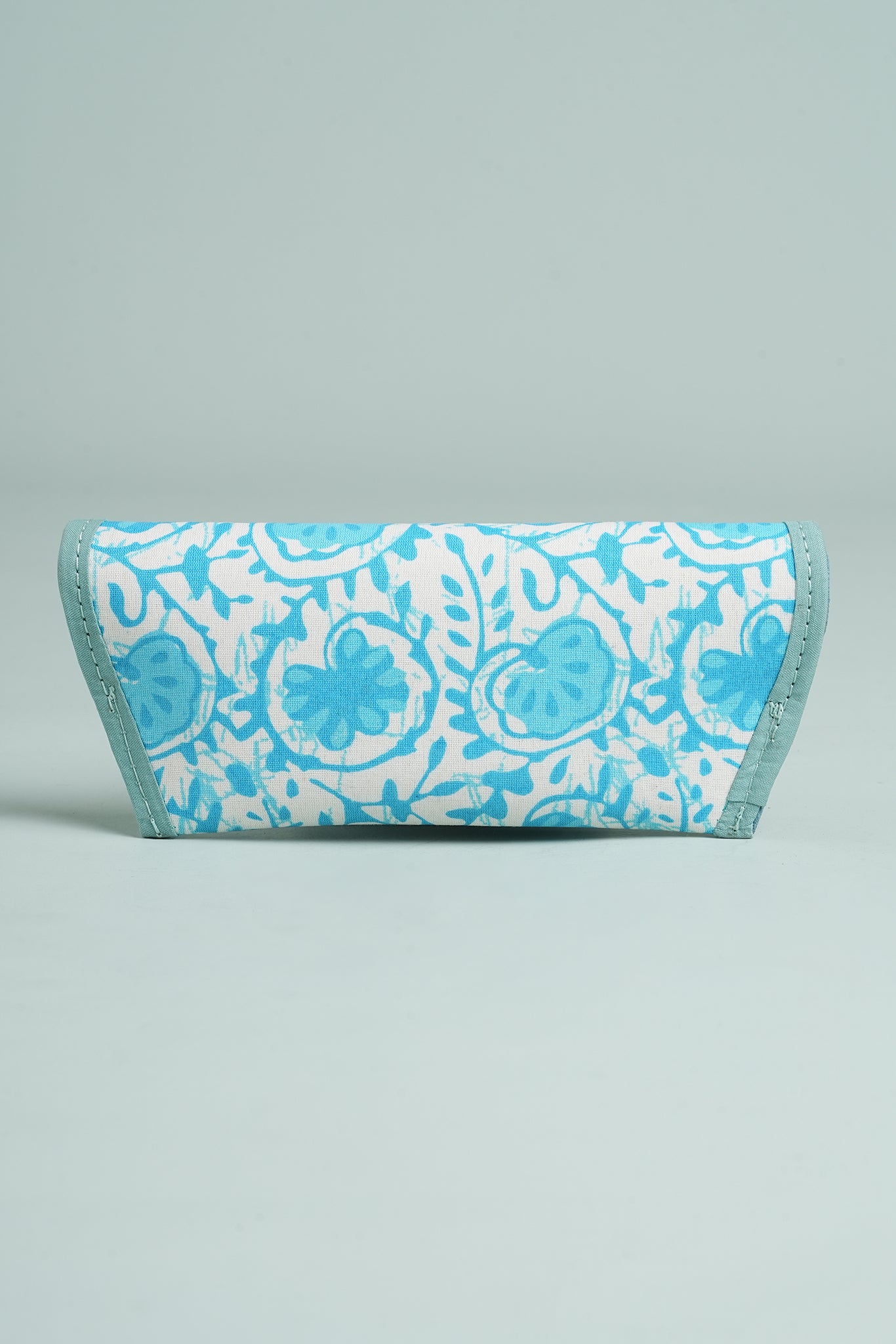 Aarohi Sky Goggles Case