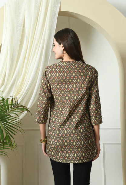 Mandarin Collar Printed Kurta