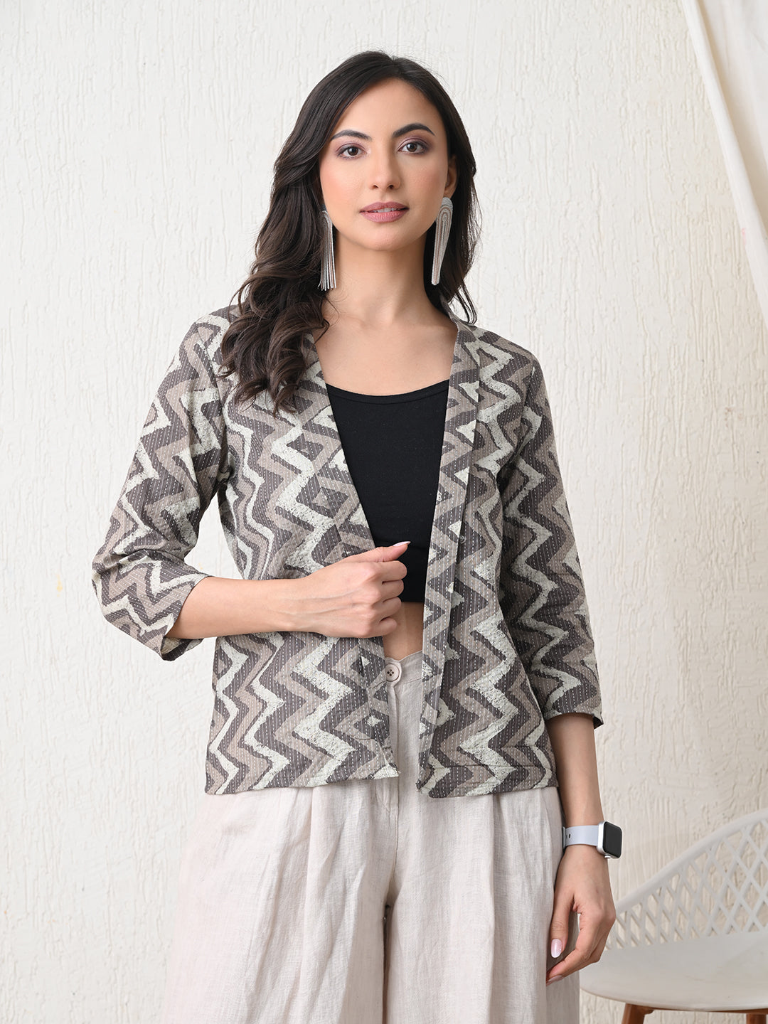 Monarch Muse Shrug