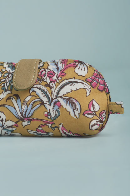 Vintage Meadow Goggles Case