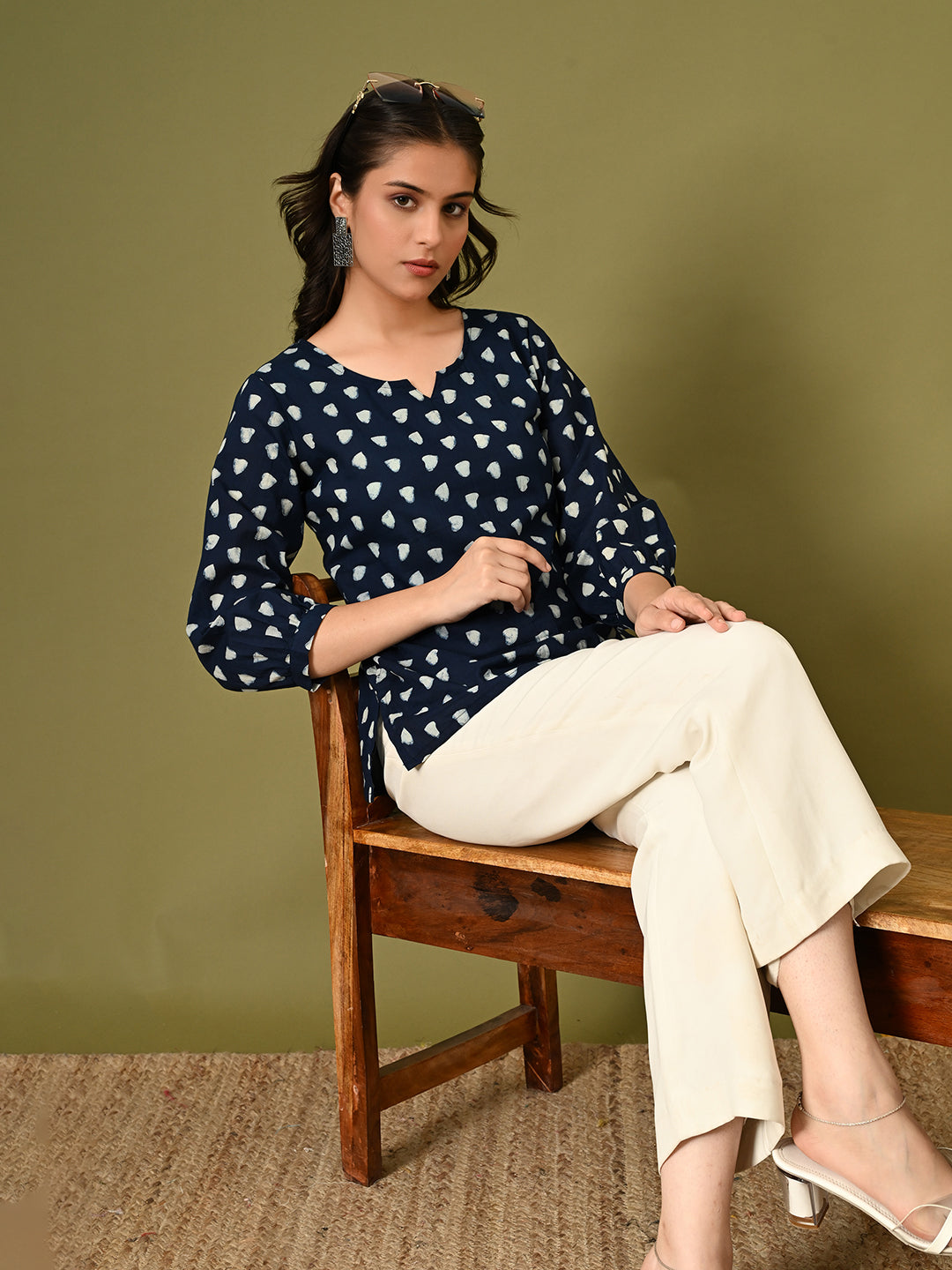 Blooming Heart Pocket Top