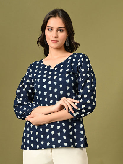 Blooming Heart Pocket Top